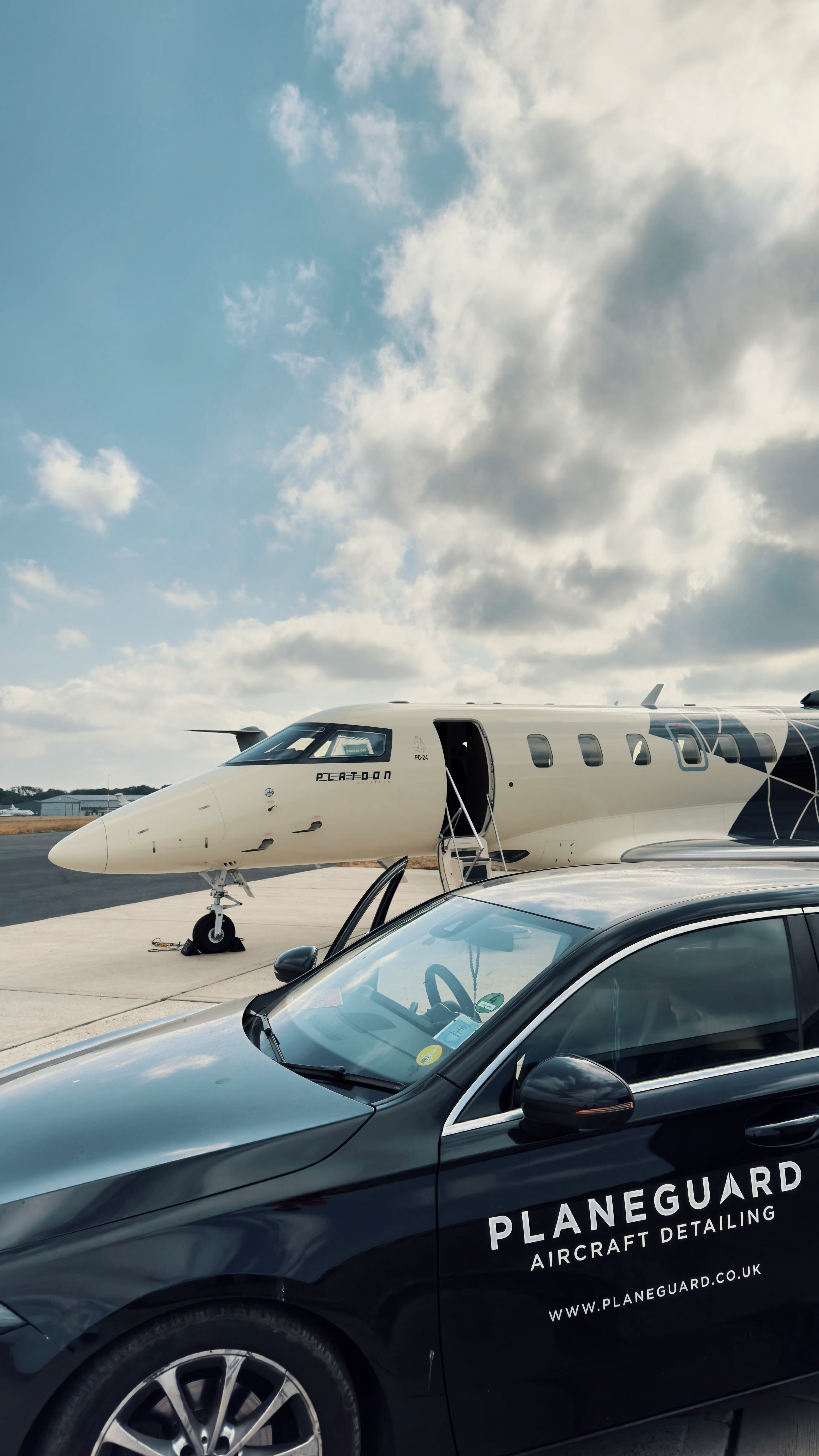 Exterior Aircraft Cleaning